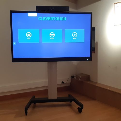 Solution visioconférence et écran interactif pour salle moyenne